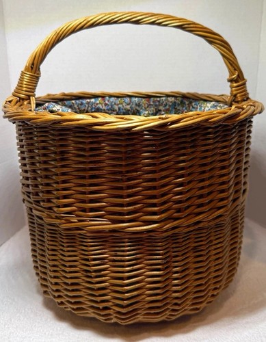Large vintage wicker - vintage,