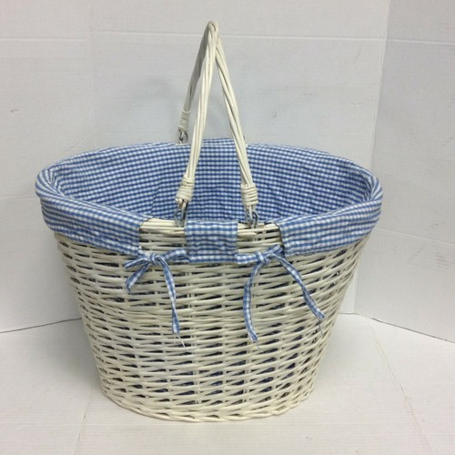 Wicker laundry storage toy