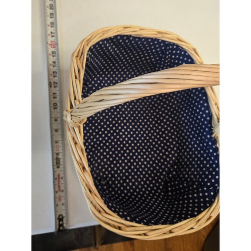 Large wicker basket with - wicker,