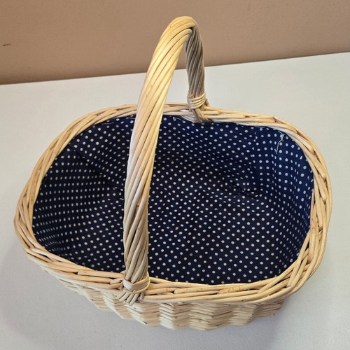 Large wicker basket - large, with